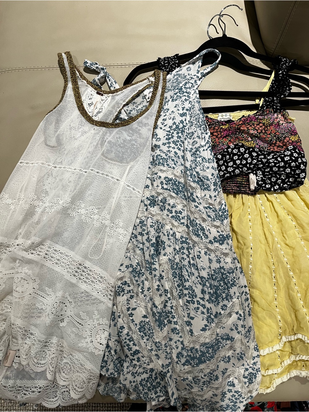 Free People Bundle 4 pcs